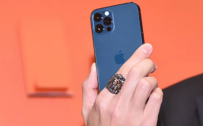 肇庆苹果手机维修分享iPhone12系列重启方法教程 